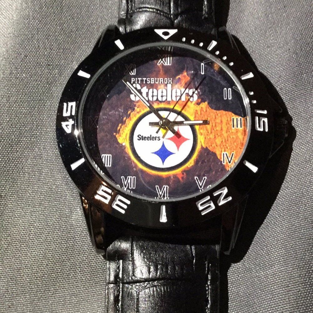 Men’s leather band Pittsburgh Steelers watch